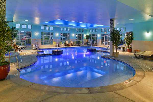 Pool - Comfort Suites Tukwila - I-405, Exit 1