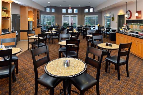 Amenities - Comfort Suites Tukwila - I-405, Exit 1