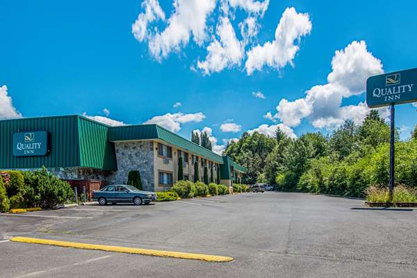 Exterior view - Quality Inn Olympia - I-5, Exit 105