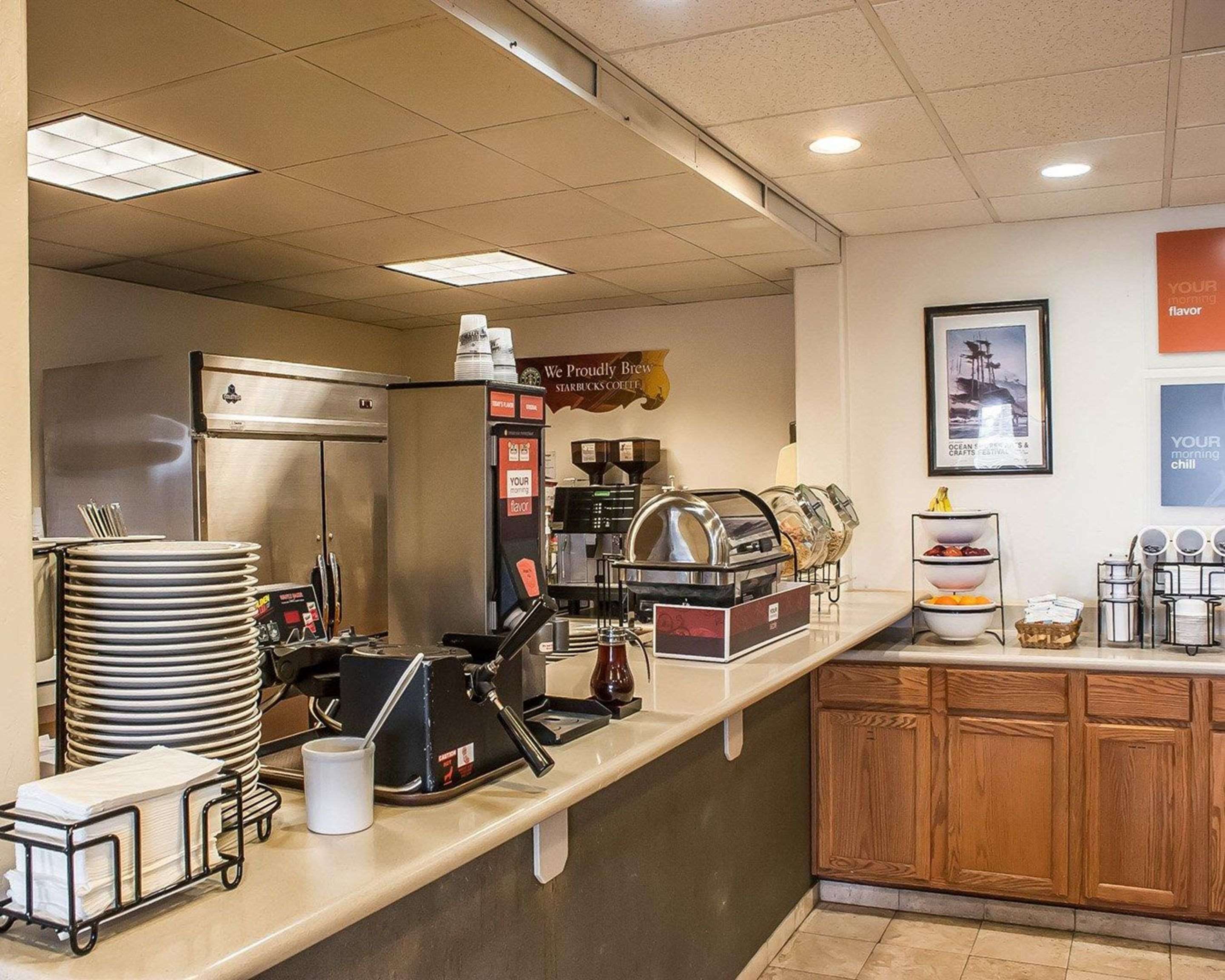 Breakfast counter