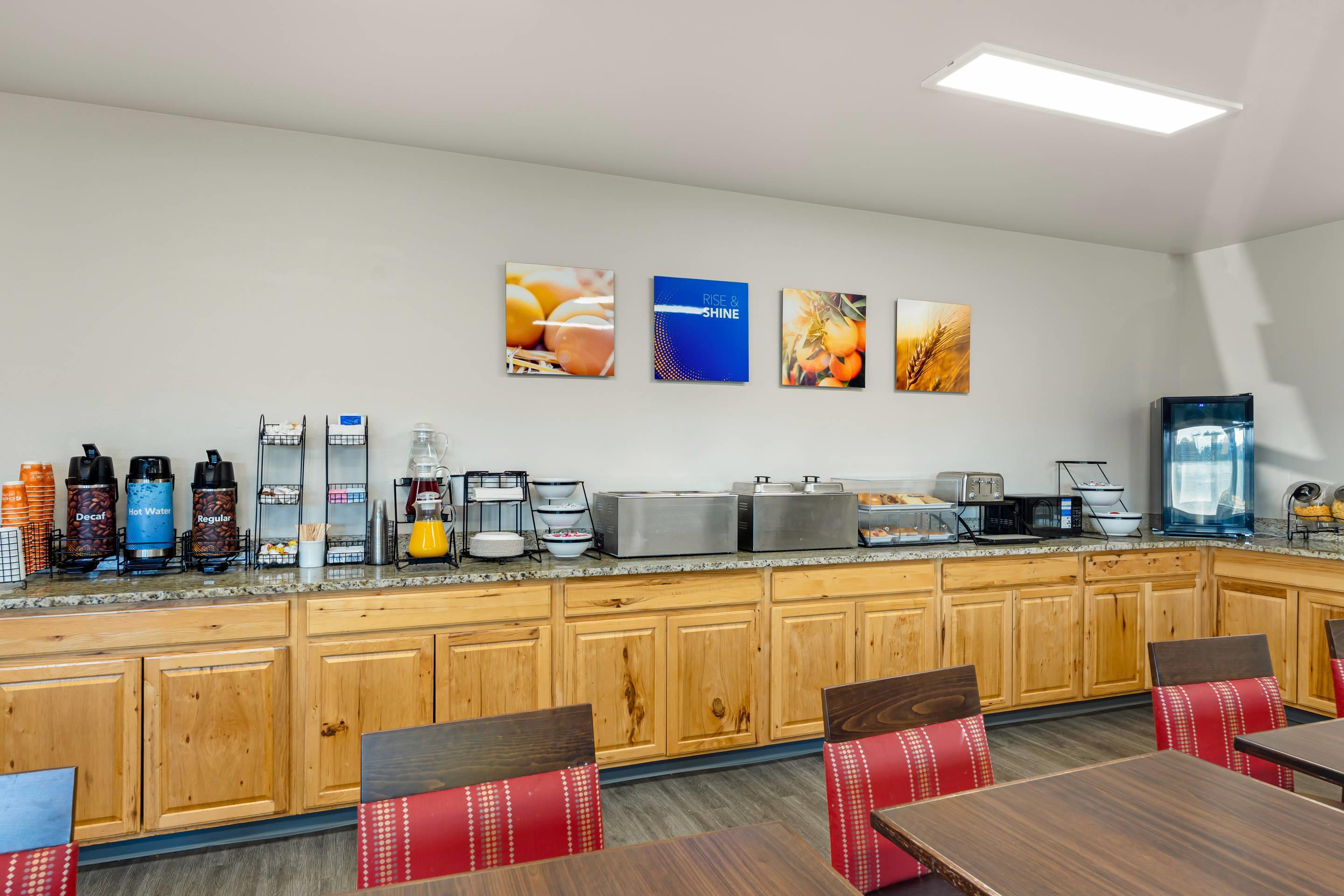 Breakfast area