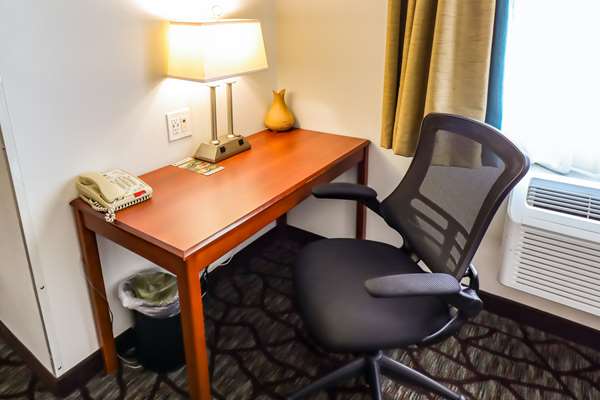 Suite - Quality Inn & Suites Sequim