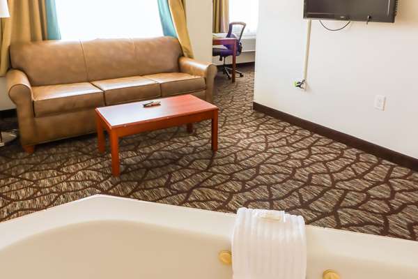 Suite - Quality Inn & Suites Sequim