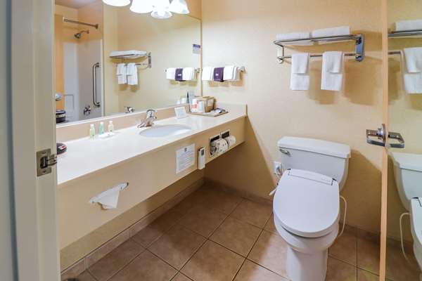 Suite - Quality Inn & Suites Sequim