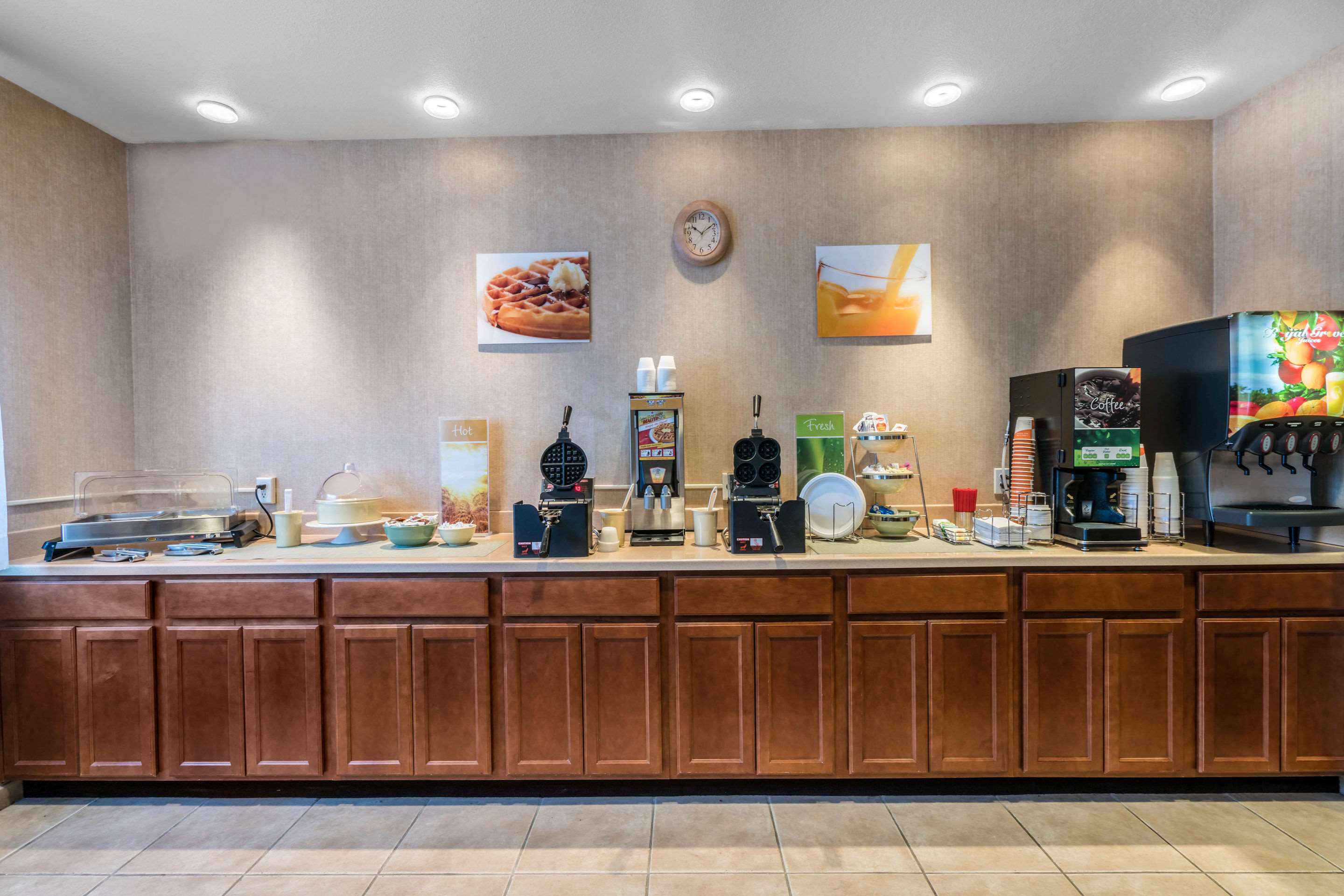 Breakfast counter