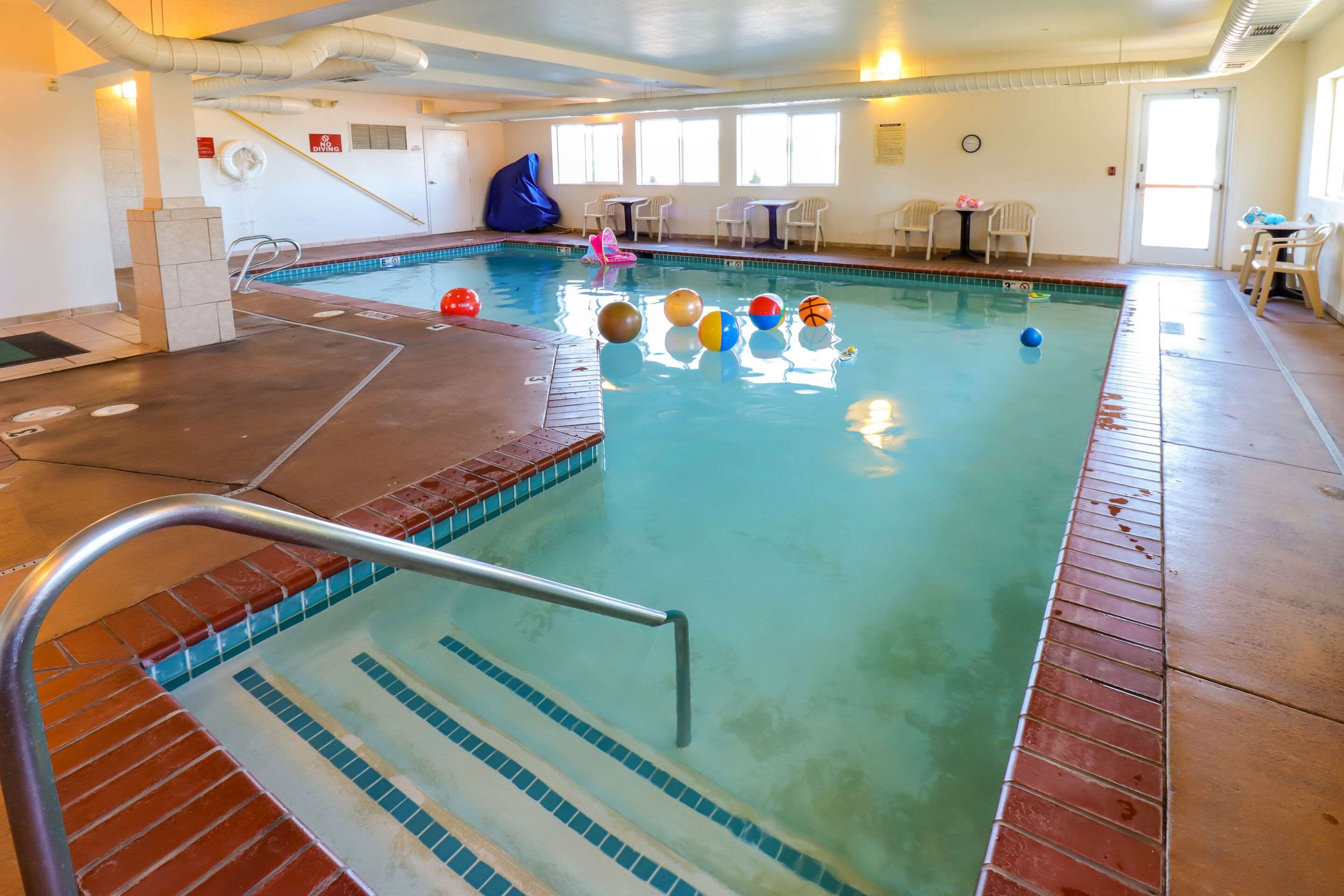 Indoor pool with hot tub