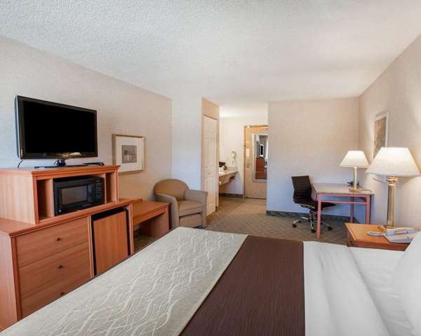  - Comfort Inn Kirkland