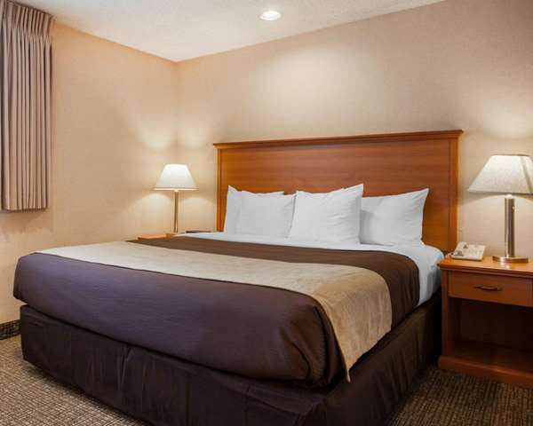 Suite - Comfort Inn Kirkland