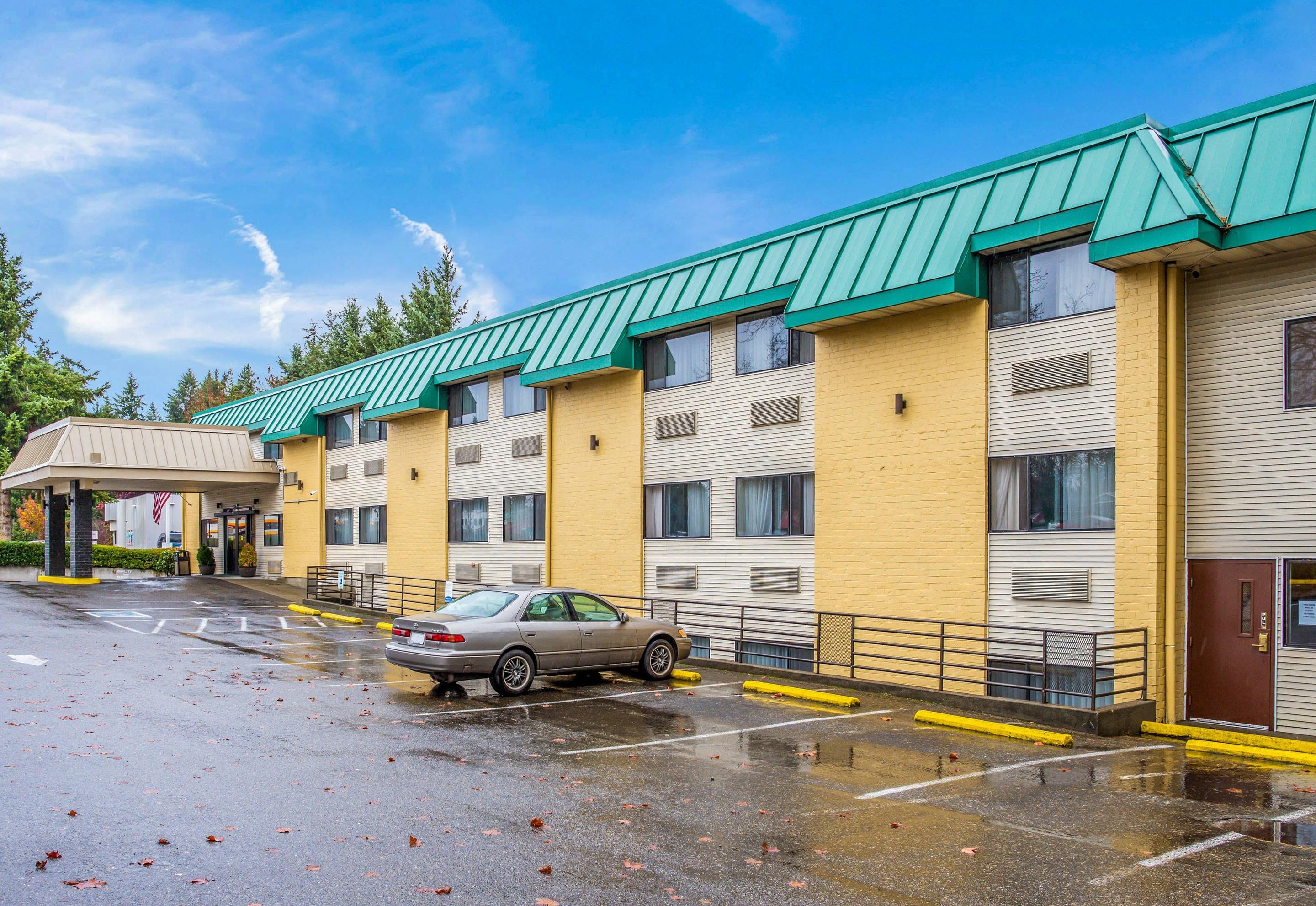 Hotel exterior | Quality Inn & Suites Lacey I-5