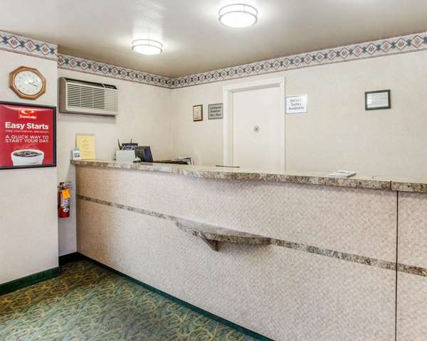  - Econo Lodge Vancouver - I-5, Exit 1B