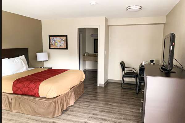  - Econo Lodge Vancouver - I-5, Exit 1B