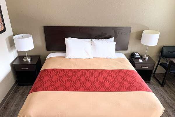  - Econo Lodge Vancouver - I-5, Exit 1B