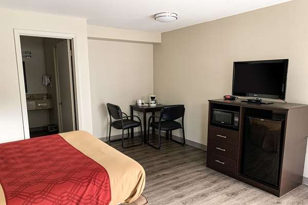  - Econo Lodge Vancouver - I-5, Exit 1B