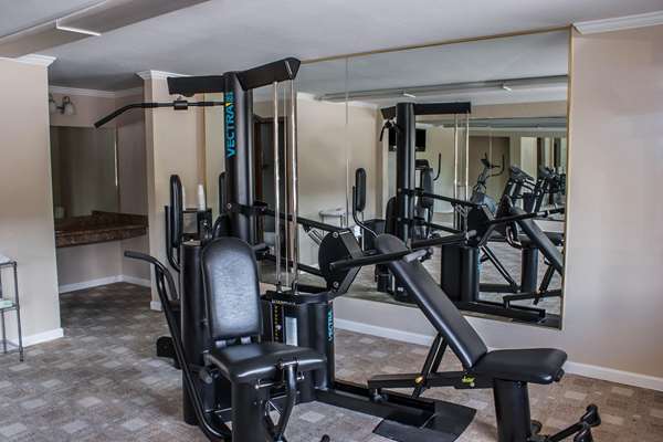 Fitness/ Exercise Room - Quality Inn & Suites Fife - I-5, Exit 137