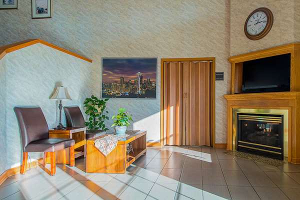  - Econo Lodge Buckley