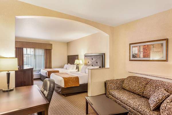 Suite - Comfort Suites Moses Lake