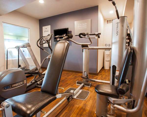 Fitness/ Exercise Room - Comfort Suites Moses Lake