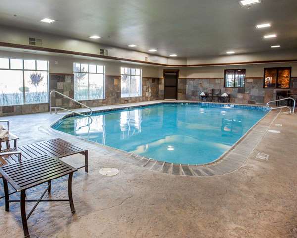 Pool - Comfort Suites Moses Lake