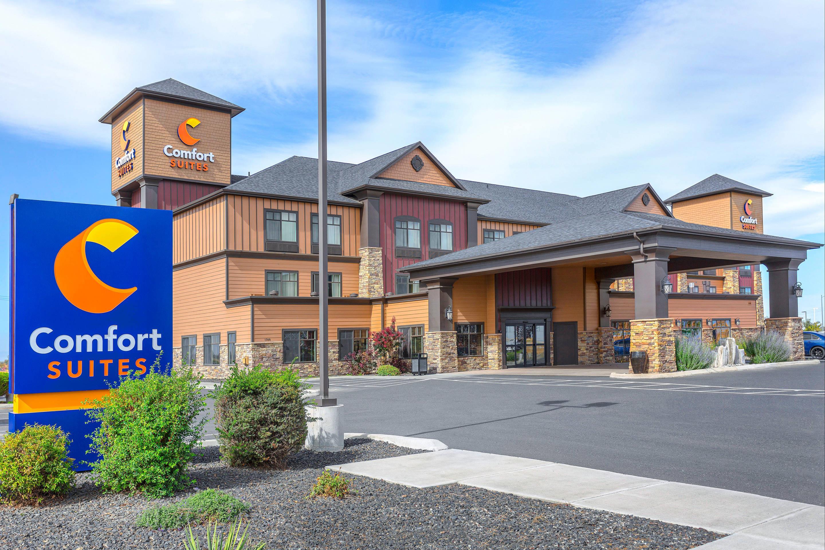 Hotel exterior | Comfort Suites Moses Lake