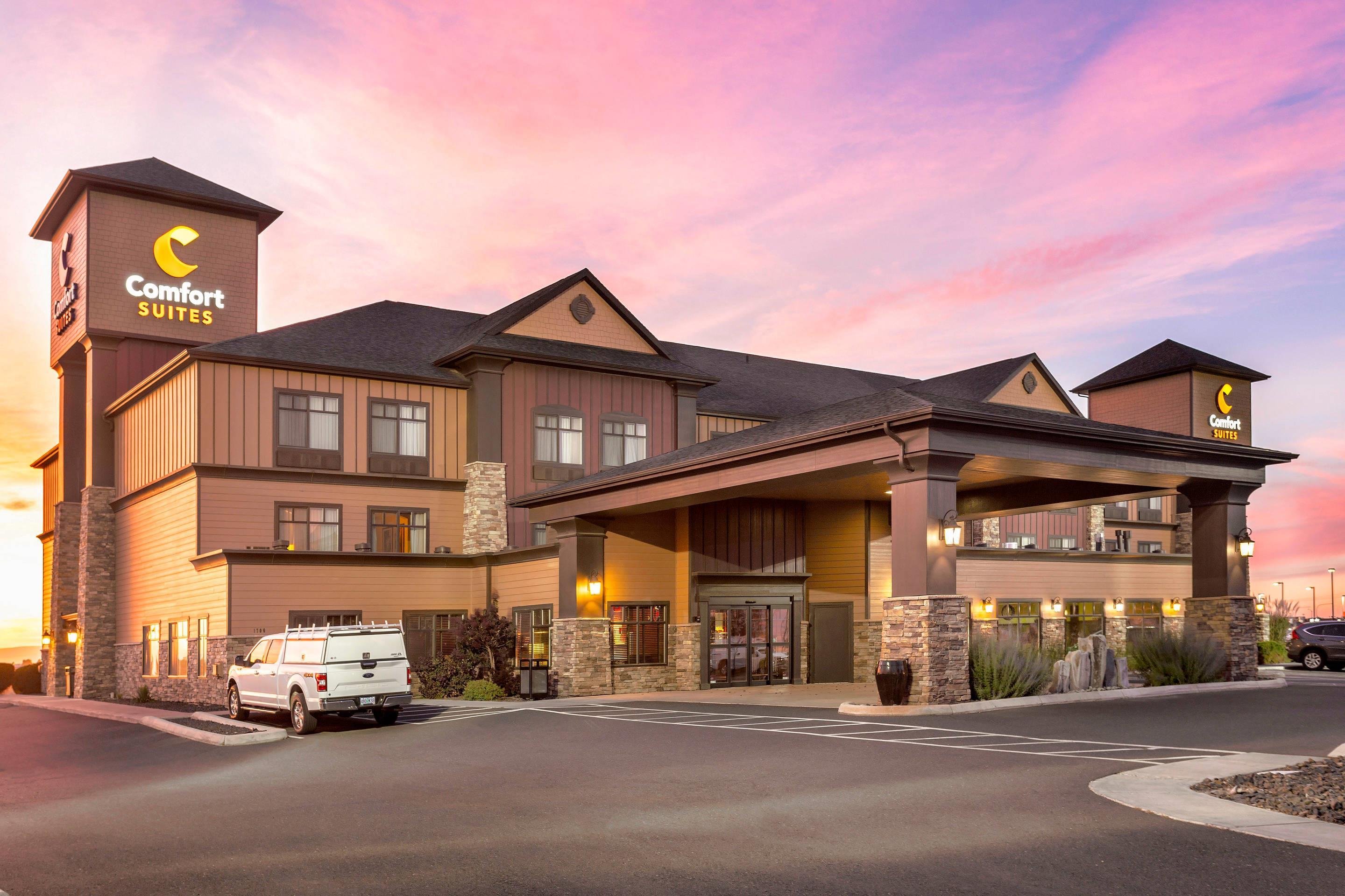 Hotel exterior | Comfort Suites Moses Lake