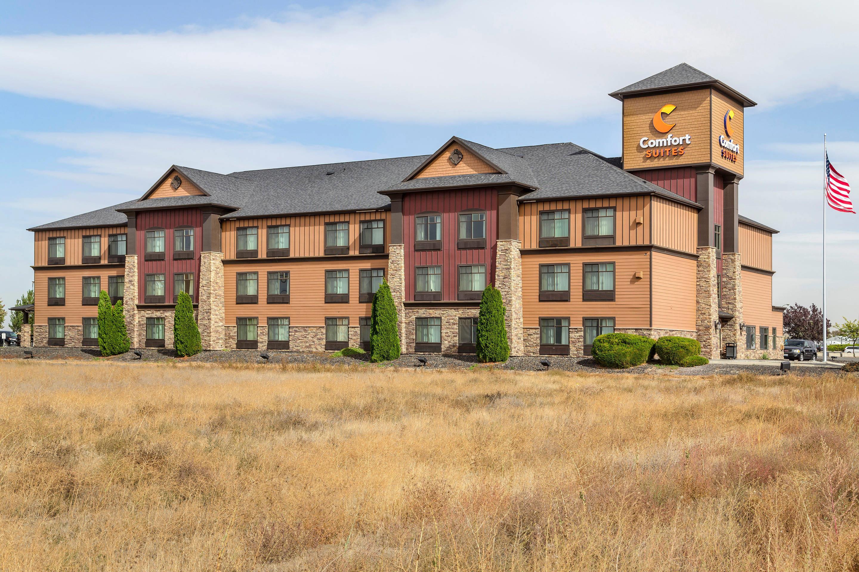 Hotel exterior | Comfort Suites Moses Lake
