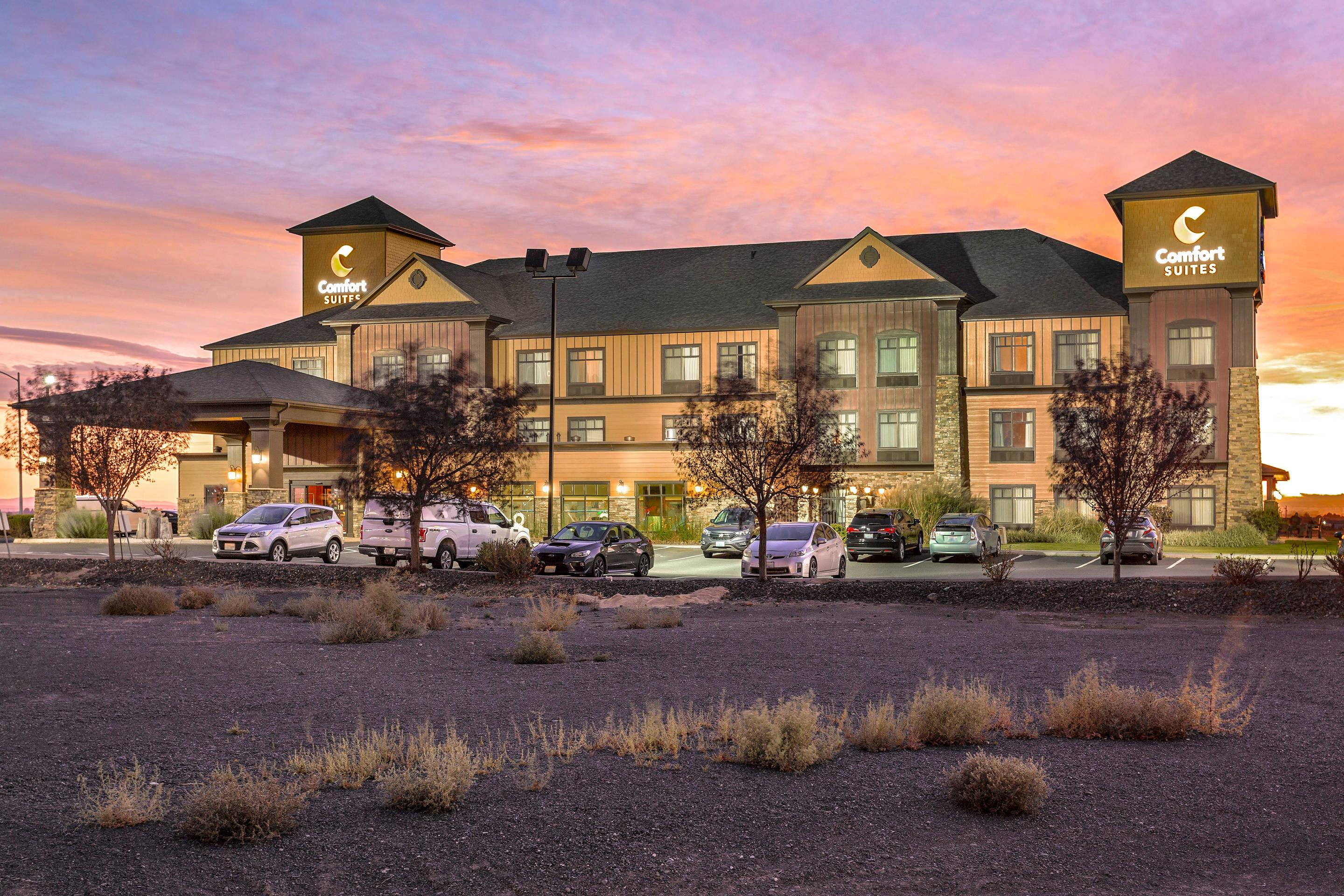 Hotel exterior | Comfort Suites Moses Lake
