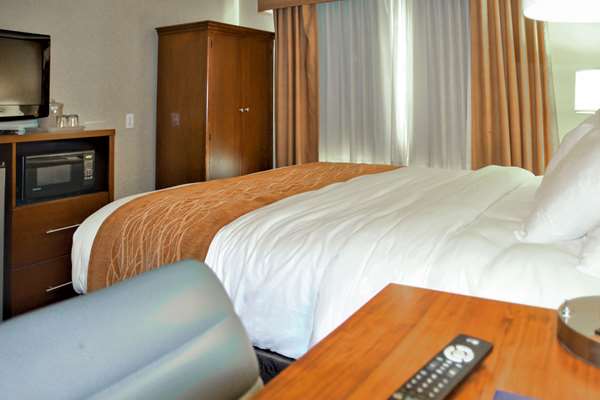  - Comfort Inn & Suites Vancouver - I-5, Exit 1C
