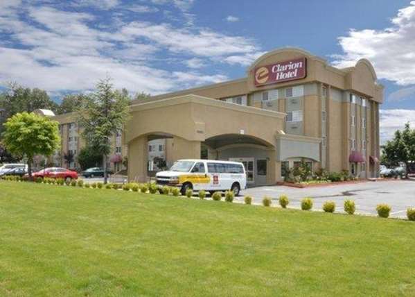 Exterior view - Clarion Hotel Renton