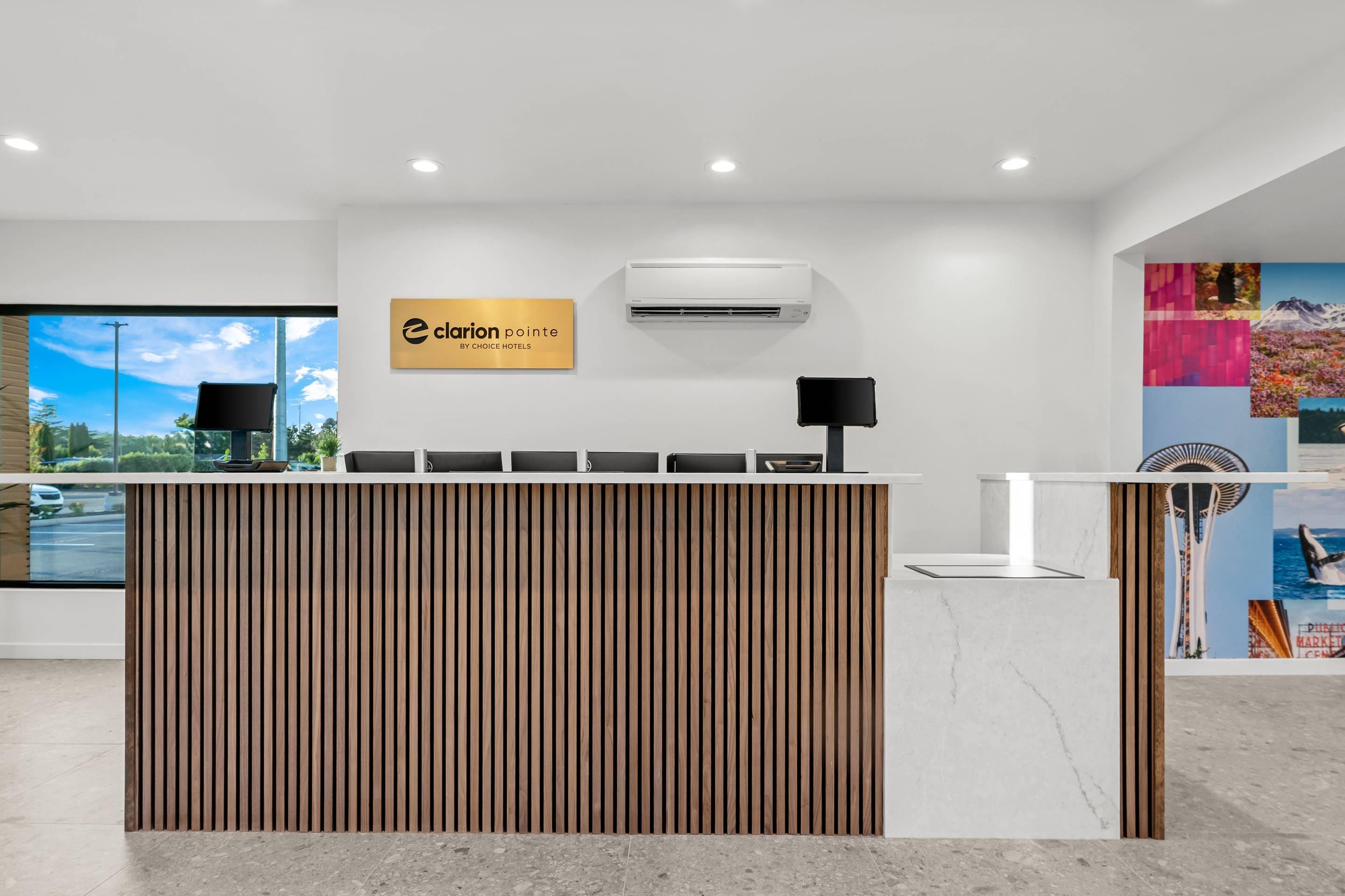 Front desk | Quality Inn Hotel, Kent