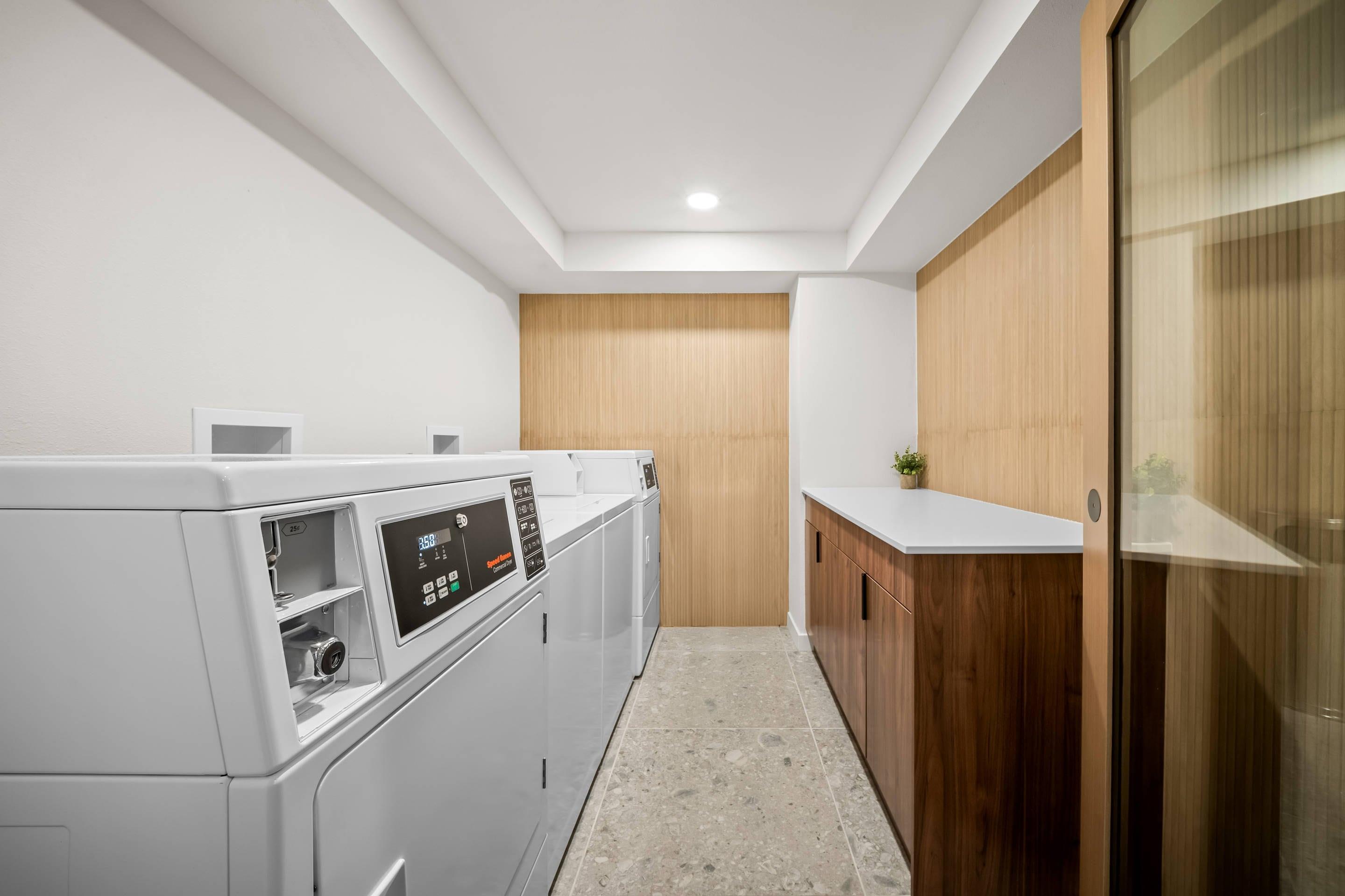 Guest laundry facilities | Quality Inn Hotel, Kent
