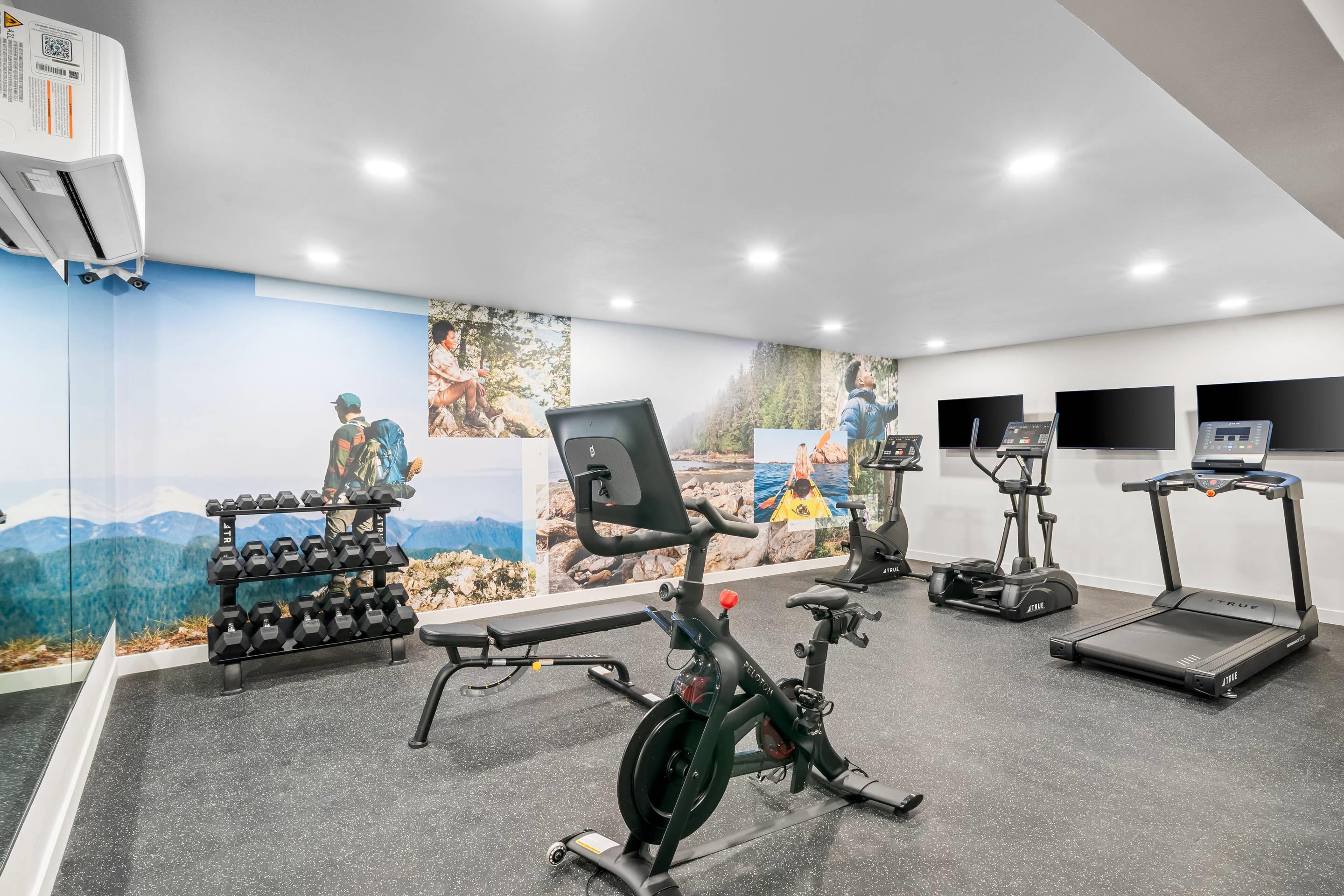 Fitness center | Quality Inn Hotel, Kent
