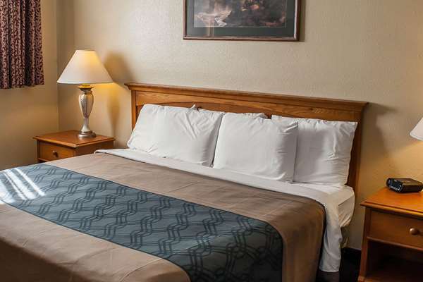 Suite - Econo Lodge Inn & Suites Hoquiam