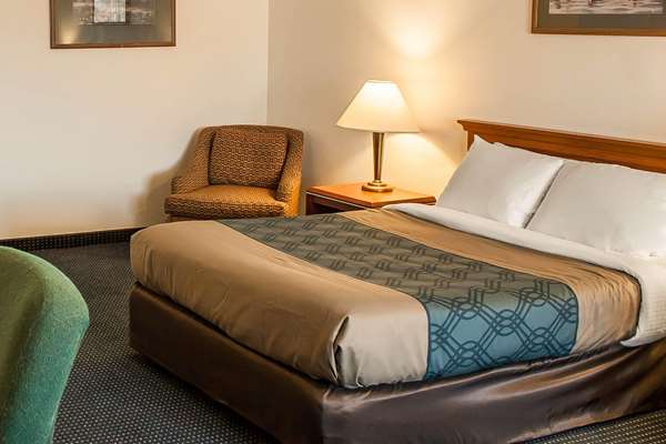  - Econo Lodge Inn & Suites Hoquiam