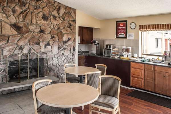 Amenities - Econo Lodge Inn & Suites Hoquiam