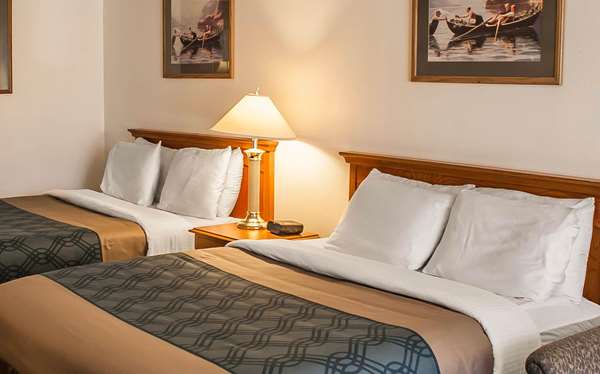  - Econo Lodge Inn & Suites Hoquiam