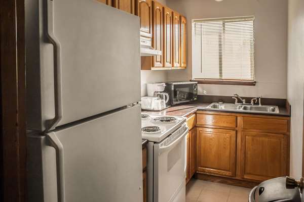  - Econo Lodge Inn & Suites Hoquiam