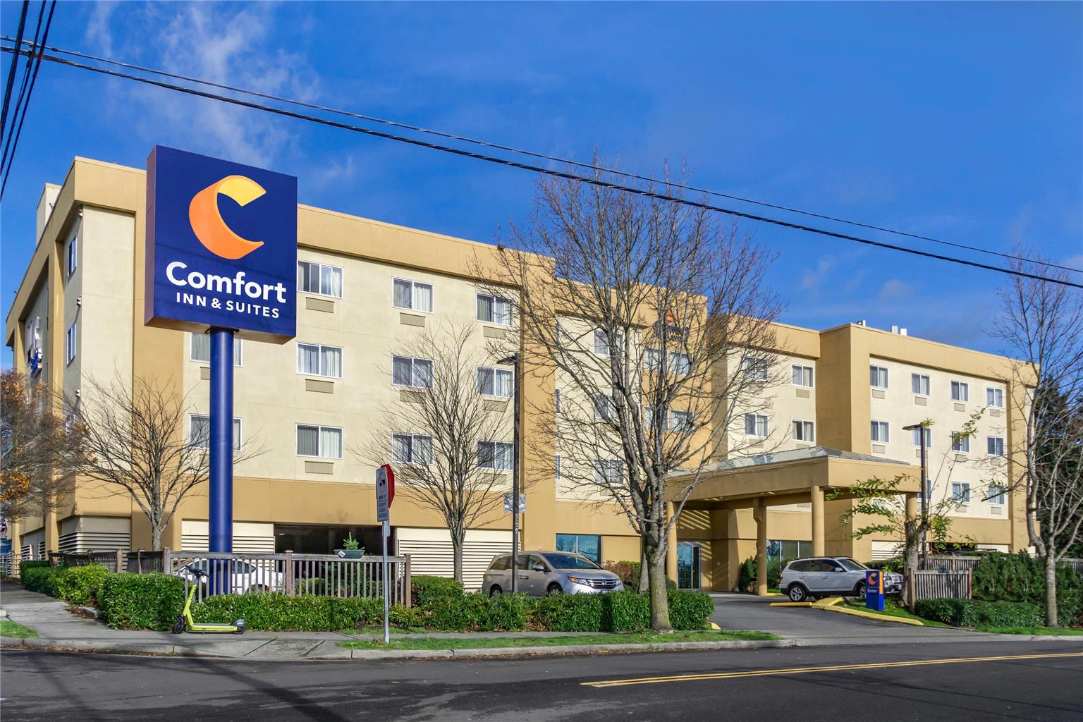 Comfort Inn & Suites