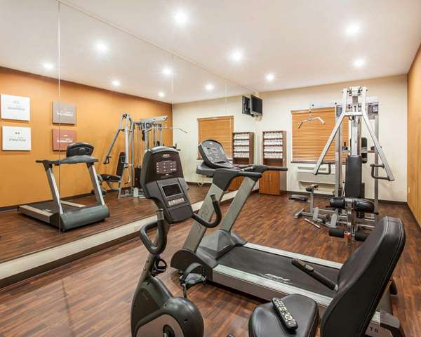 Fitness/ Exercise Room - Comfort Suites Wenatchee