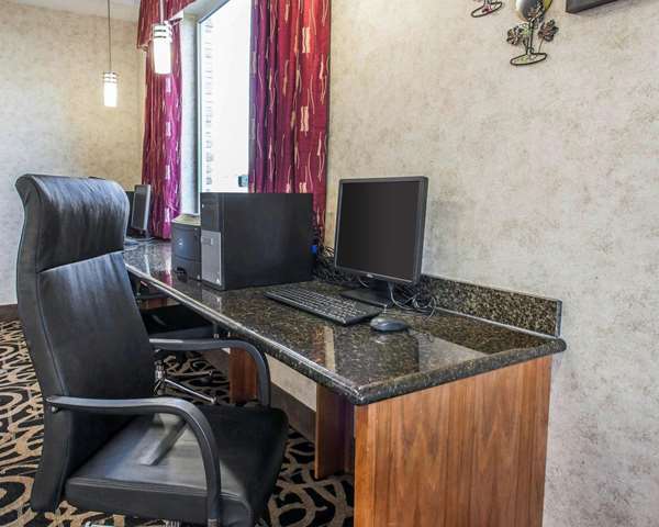 Conference Area - Comfort Suites Wenatchee