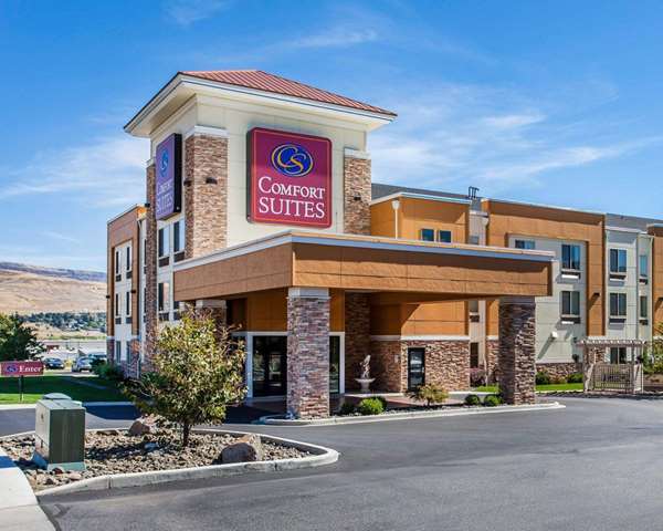 Exterior view - Comfort Suites Wenatchee