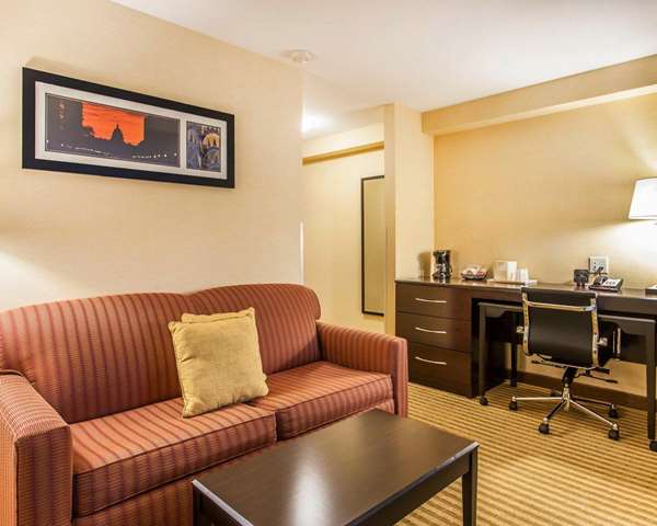 Suite - Comfort Suites Wenatchee
