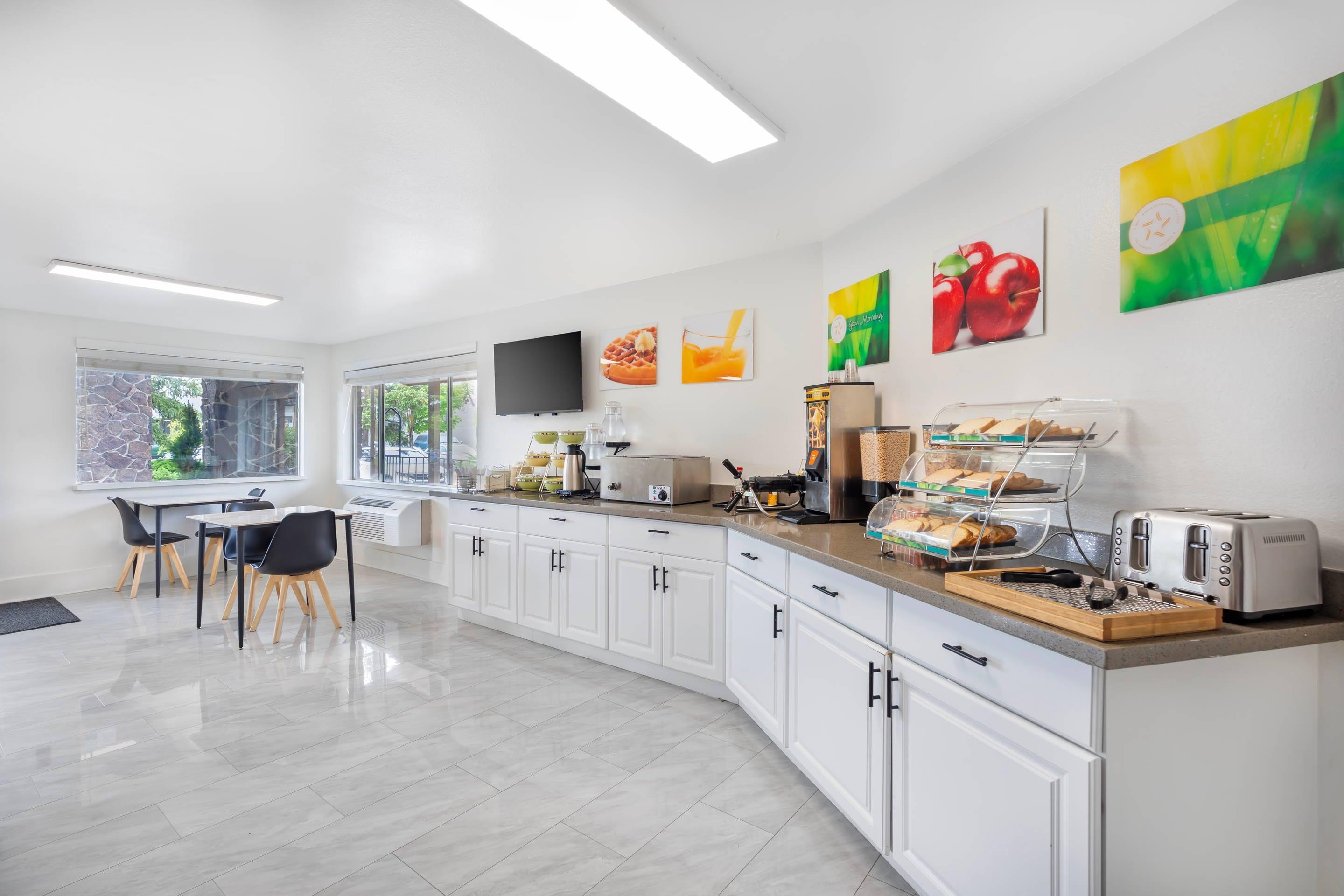 Breakfast area