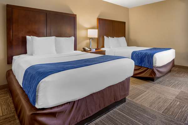  - Comfort Inn & Suites SeaTac