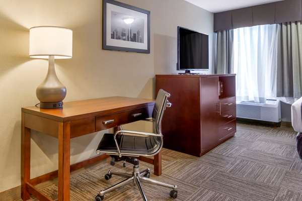  - Comfort Inn & Suites SeaTac