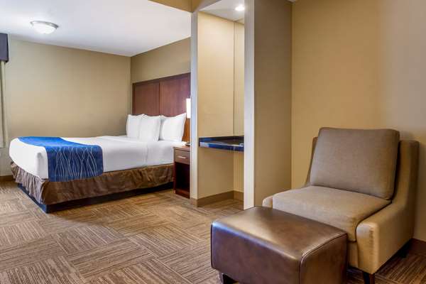  - Comfort Inn & Suites SeaTac