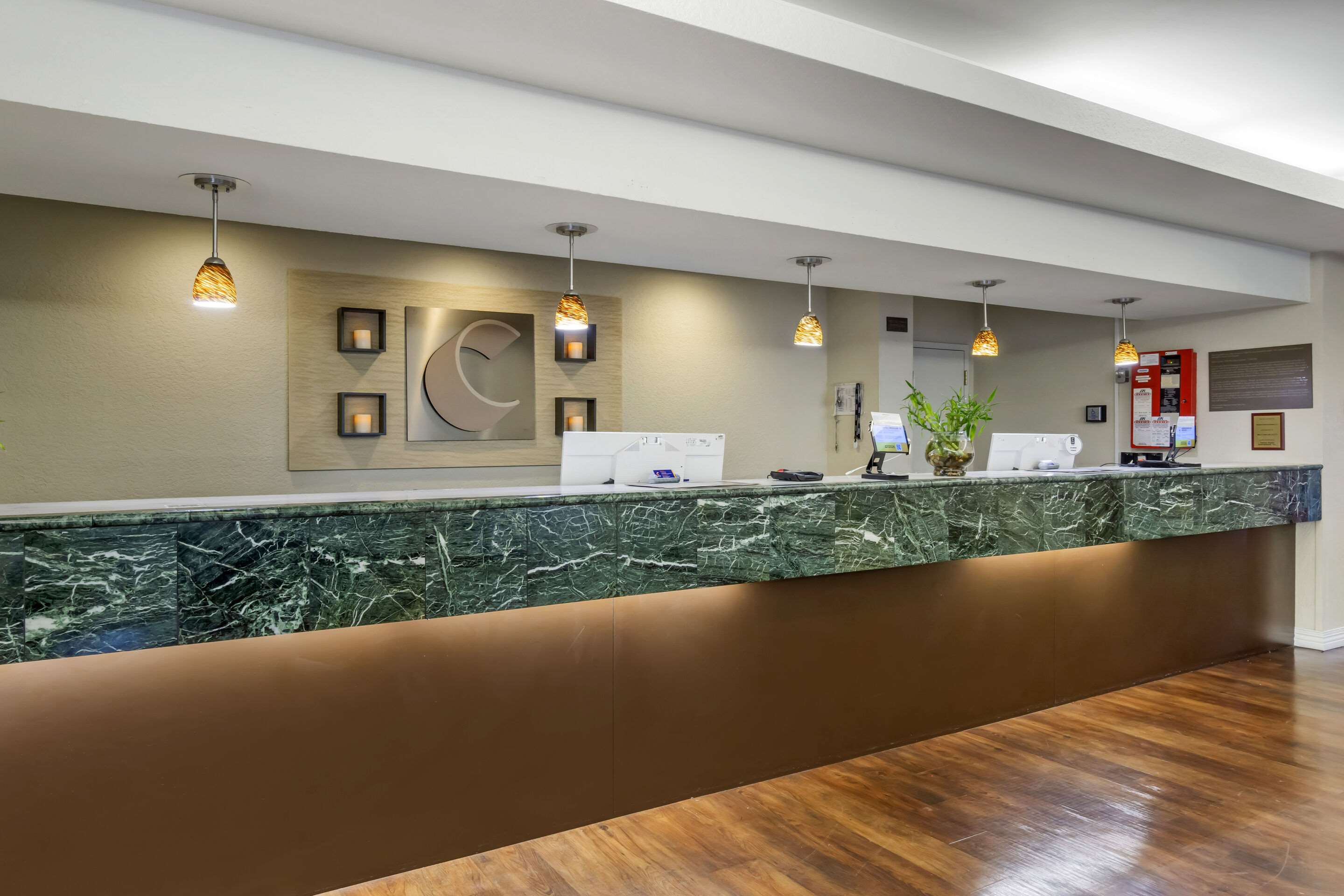 Front desk with friendly staff | Comfort Inn & Suites SeaTac