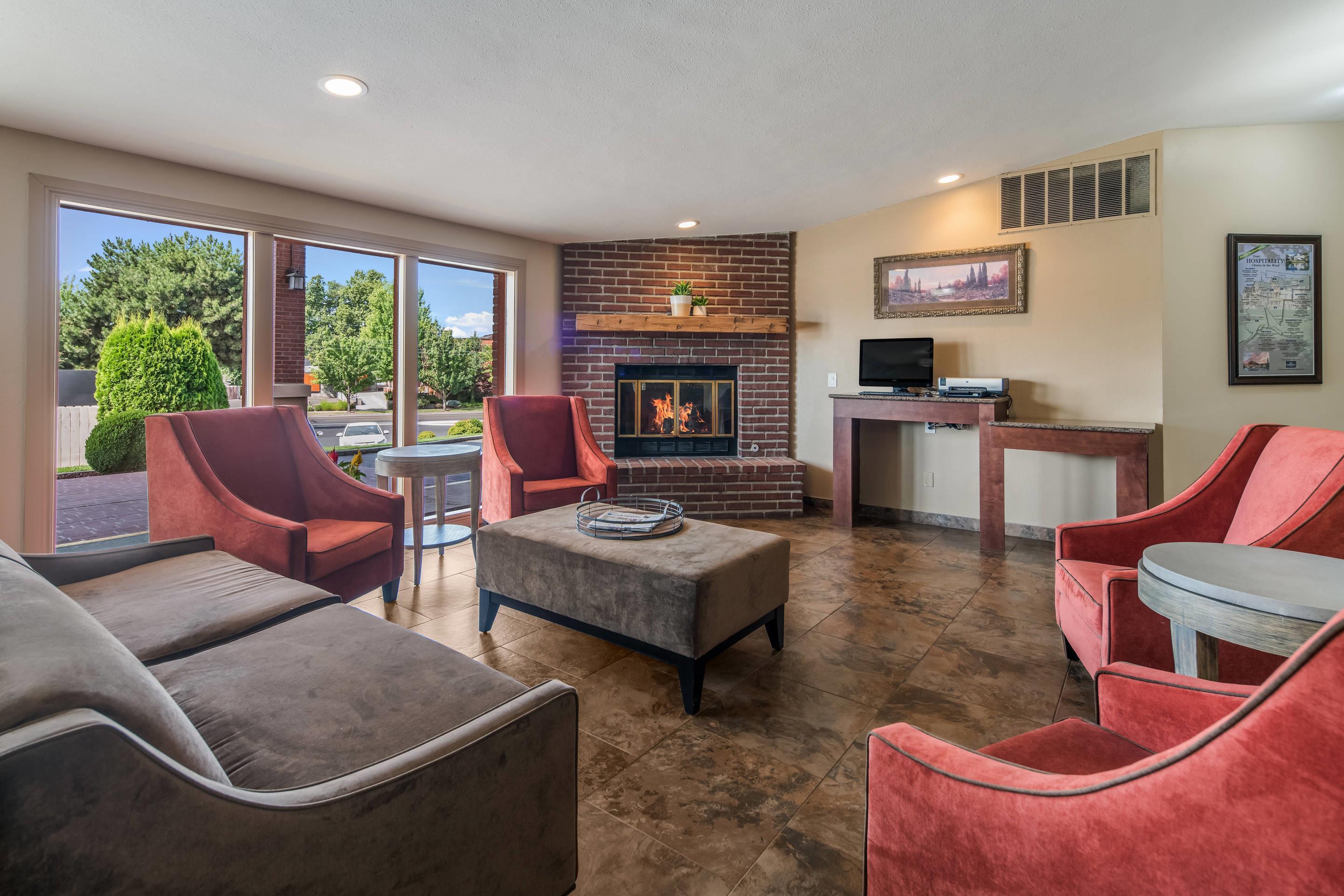 Lobby with sitting area
