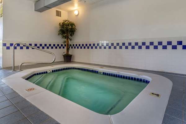Pool - Comfort Inn Kennewick