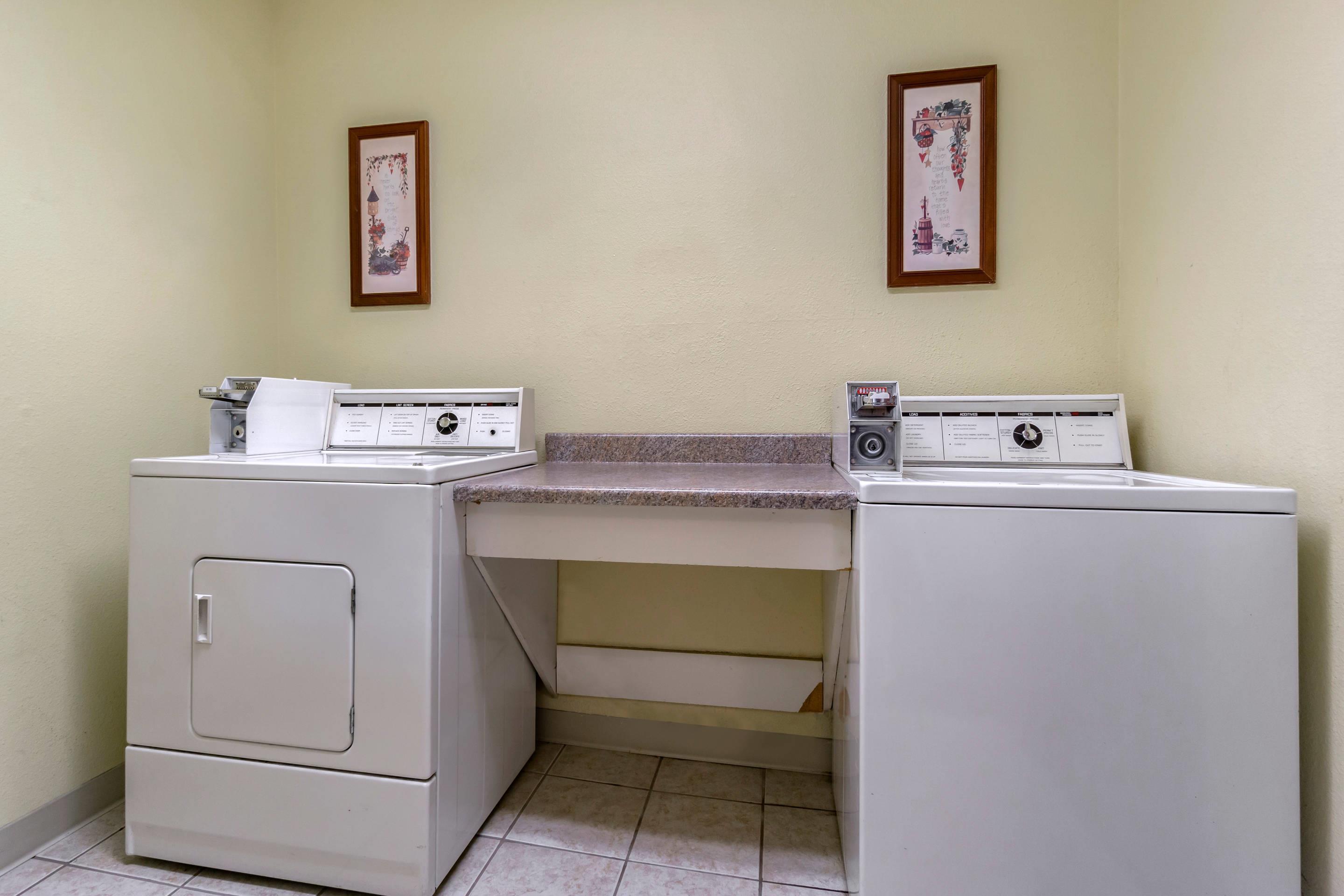 Guest laundry facilities | Comfort Inn Kennewick Richland