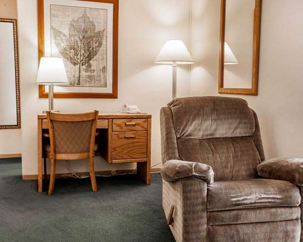 Suite - Quality Inn & Suites Bremerton